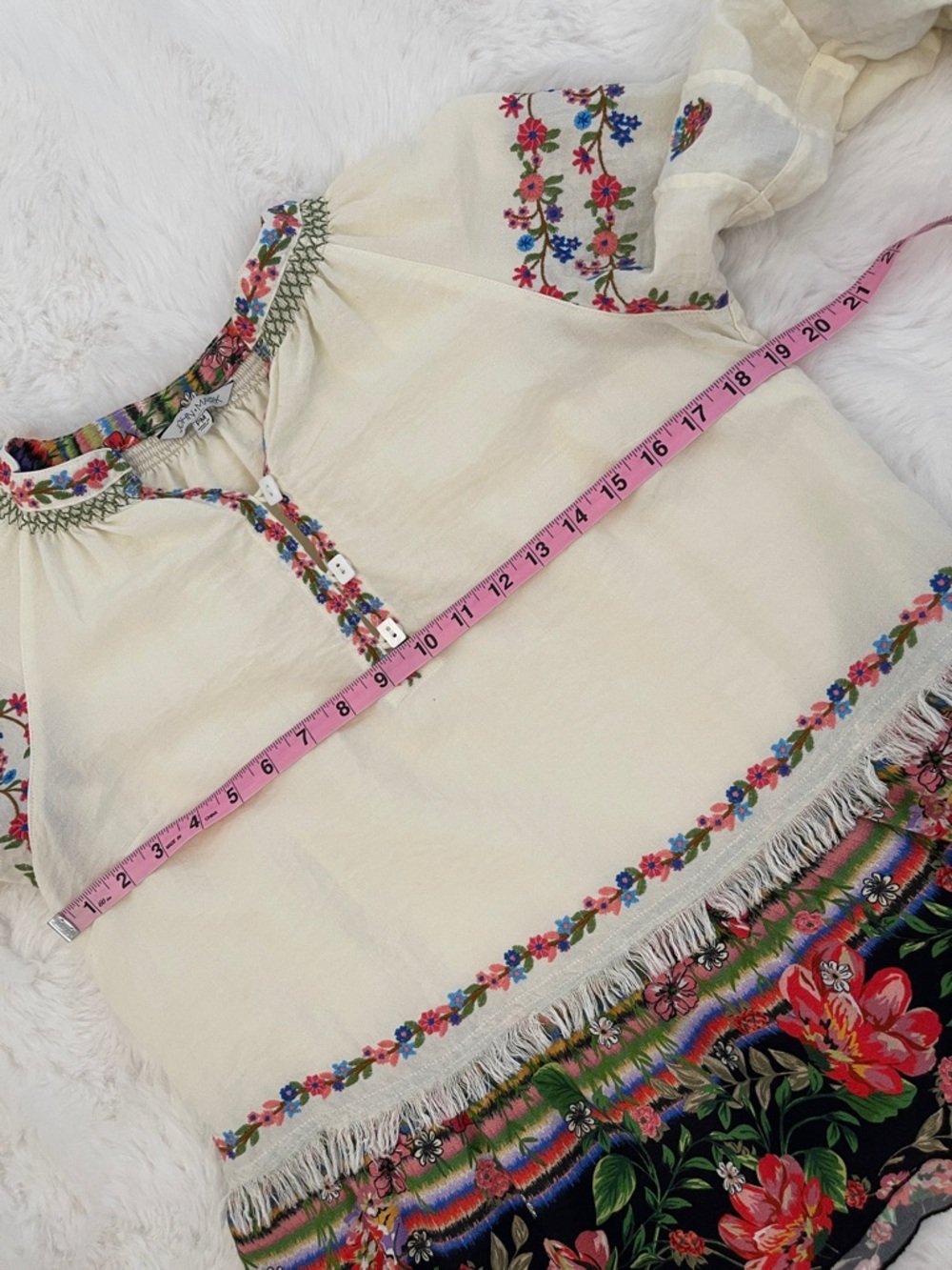 John Mark Boho Embroidered Cream Floral Fringe Top - Picture 10 of 12